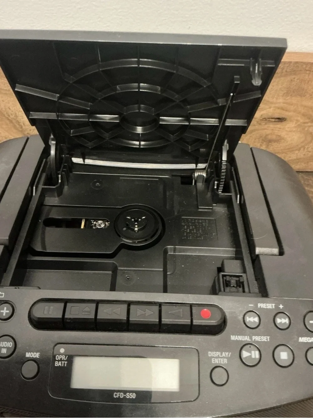 Sony CFD-S50 CD Radio Cassette Player Cord Included Mega Bass